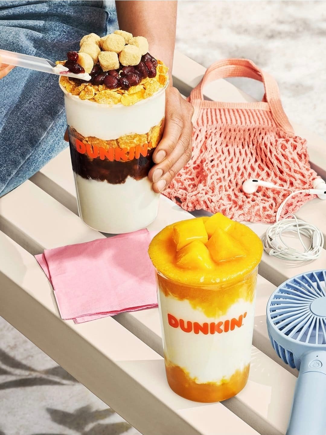 던킨도너츠 신상 컵빙수 출시🍧 인절미팥 vs 망고코코넛 뭐 먹을래?