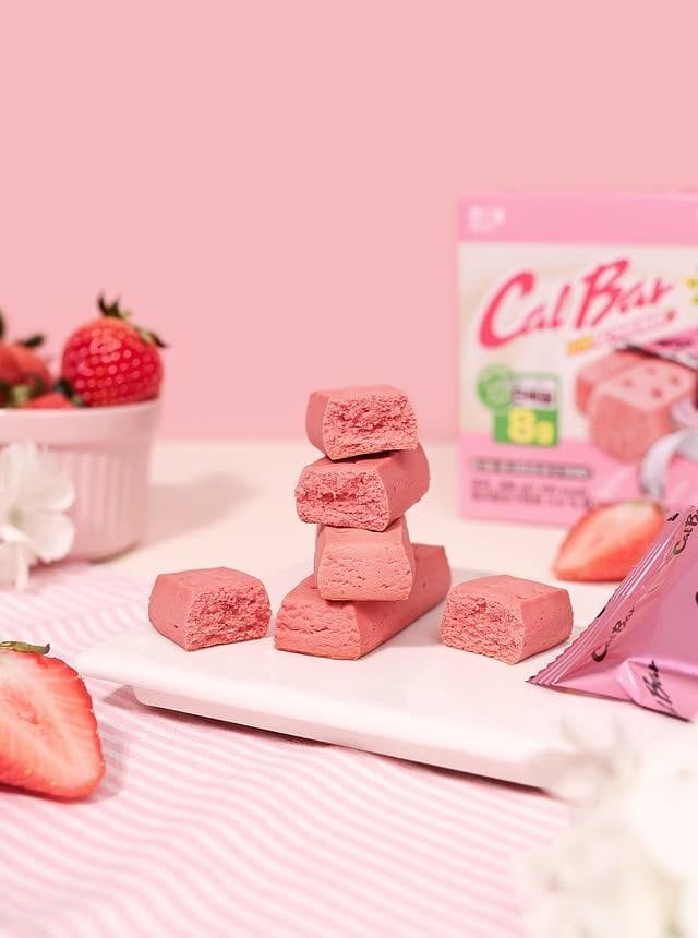 핑크빛 단백질 간식 등장… 칼바 요거트베리 신상 출시🍓💗 이미지 3