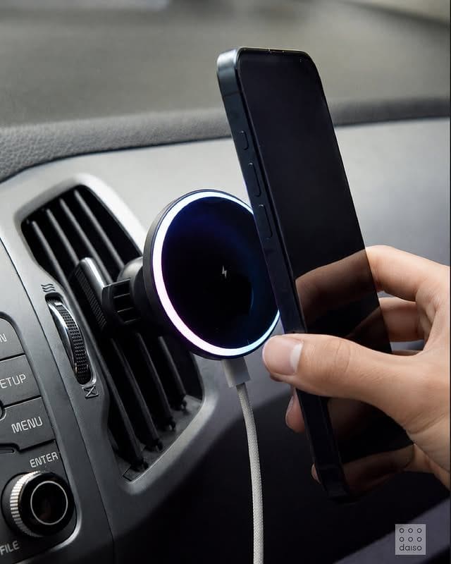 다이소 맥세이프 차량용 무선 충전기 출시! 5천원으로 차 안이 달라진다🚗⚡ 이미지 1
