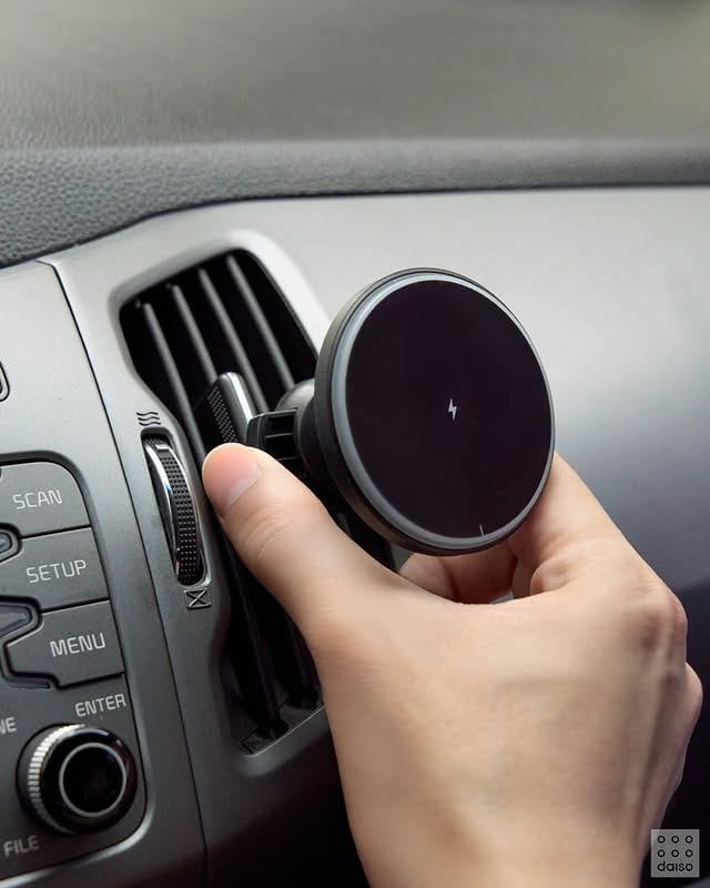 다이소 맥세이프 차량용 무선 충전기 출시! 5천원으로 차 안이 달라진다🚗⚡ 이미지 3
