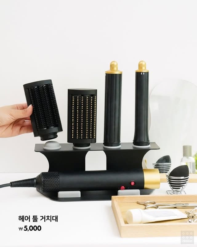다이소 6월 신상 미쳤다! 화장대 정리템부터 감성 시계까지 등장🖤 이미지 2