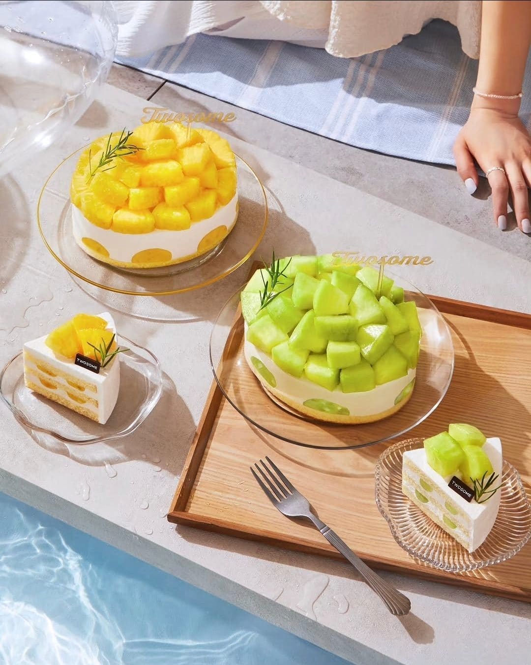 투썸플레이스 여름 한정 과일생 케이크 출시! 멜론생·파인생 등장🍈🍍