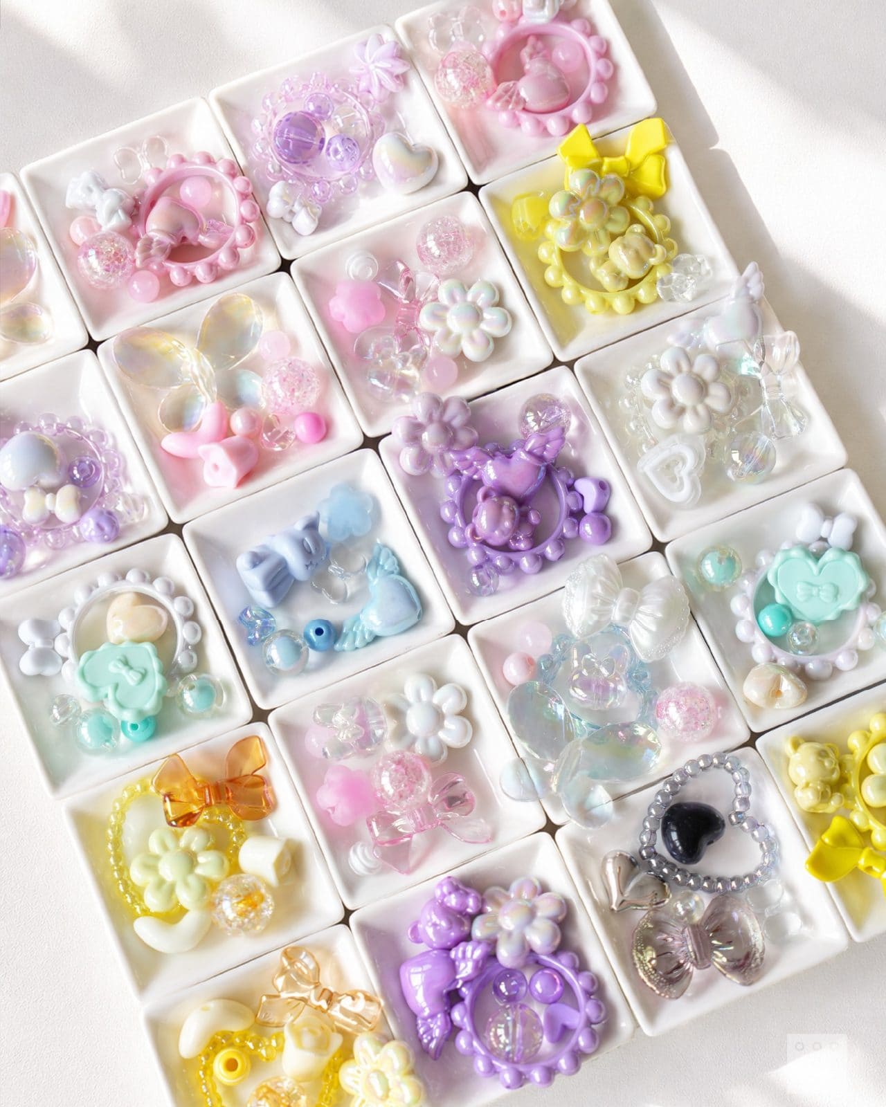 ✨ 다이소 신상! 나만의 볼펜 꾸미기 💎🎀 이미지 1