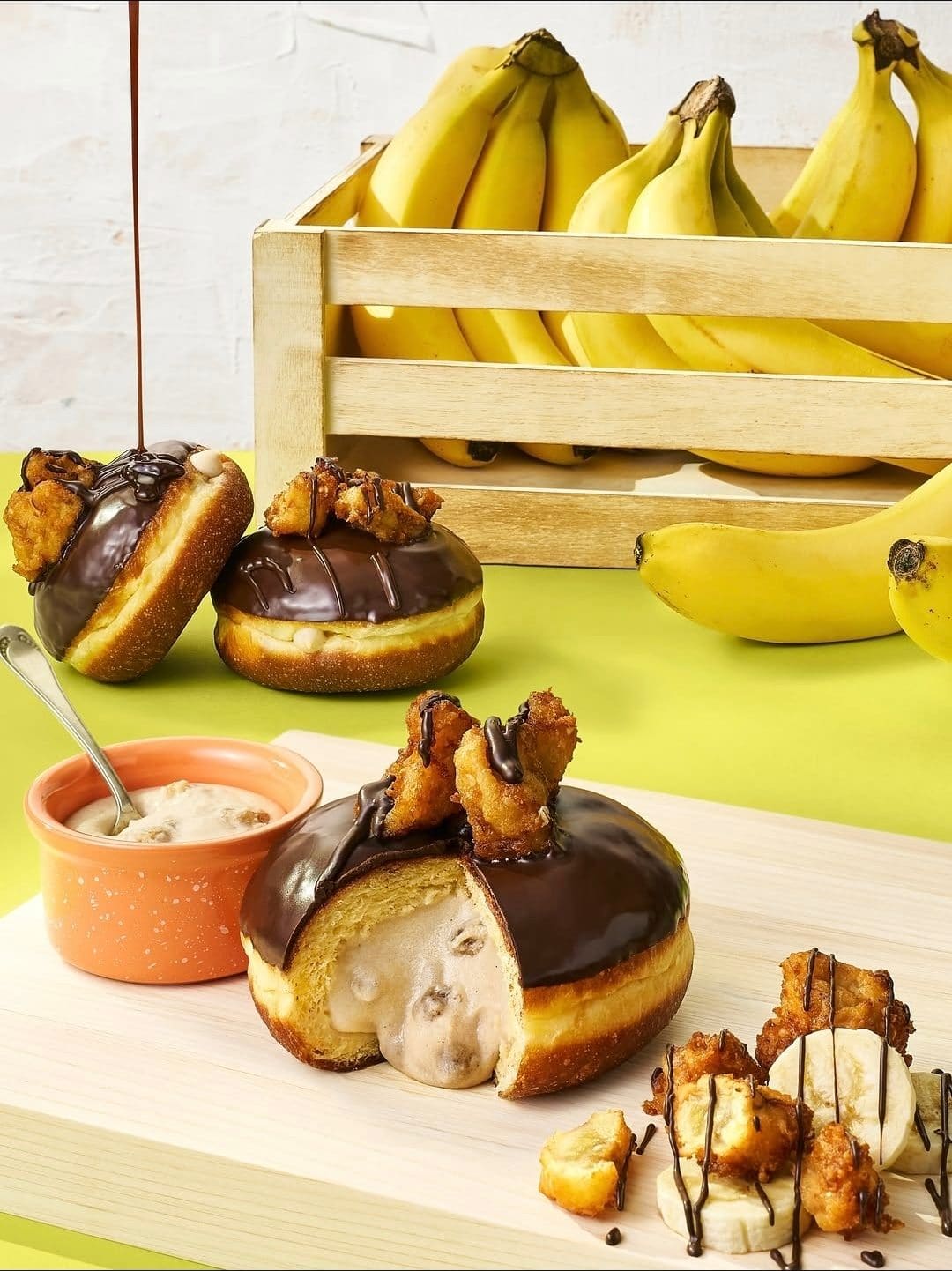 던킨 초코 바나나 생도넛 출시🍌🍩